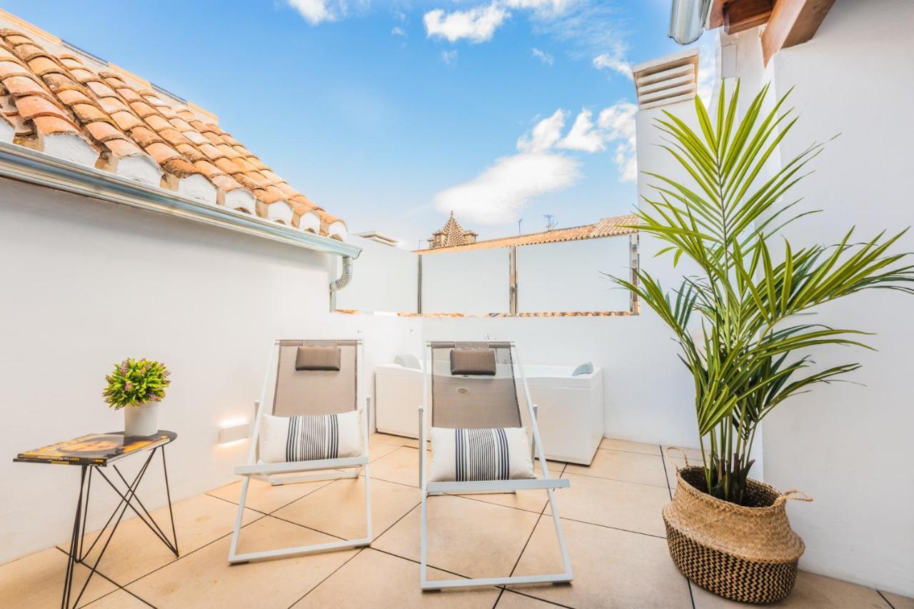 Debambu Suites Málaga Eksteriør billede